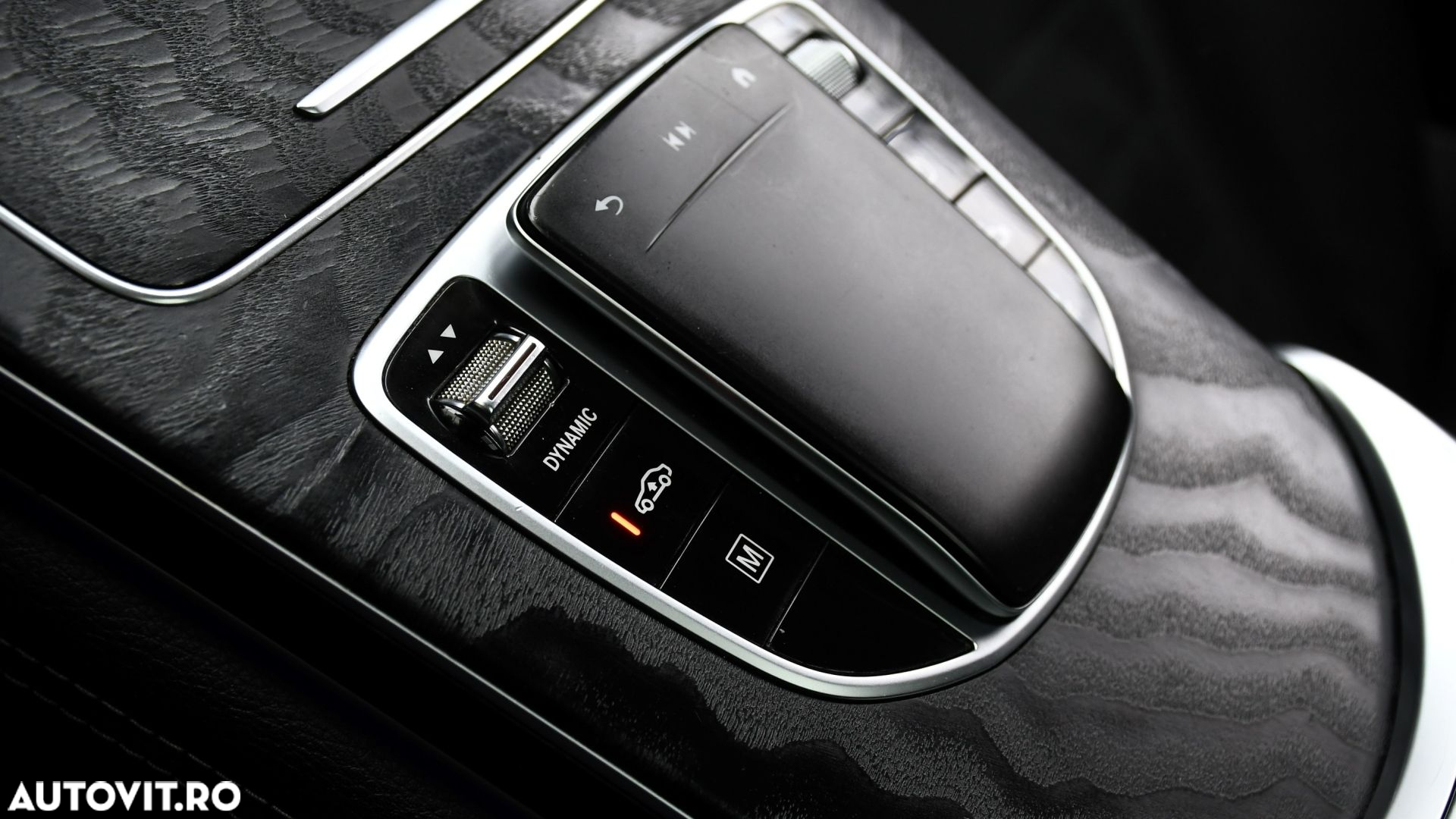 Mercedes-Benz GLC Coupe 300 e 4Matic 9G-TRONIC AMG Line - 14
