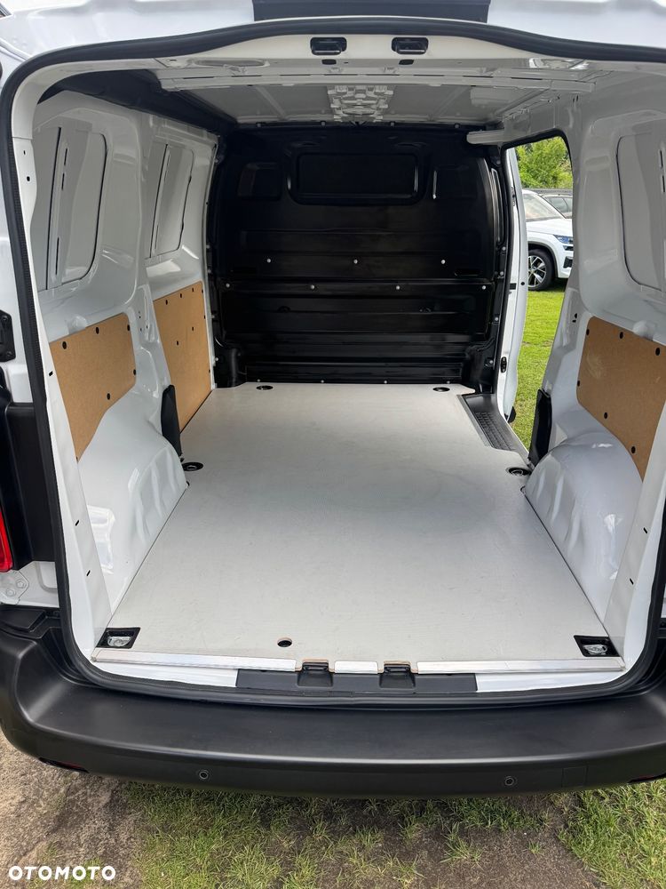 Opel Vivaro - 29