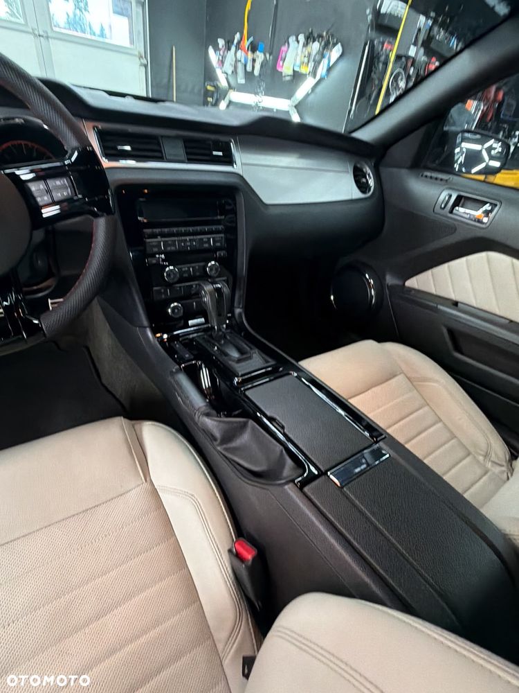 Ford Mustang 3.7 V6 - 13