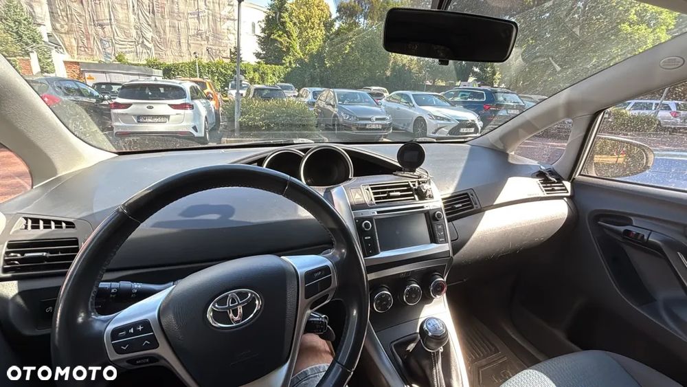 Toyota Verso 1.6 D-4D Active - 10