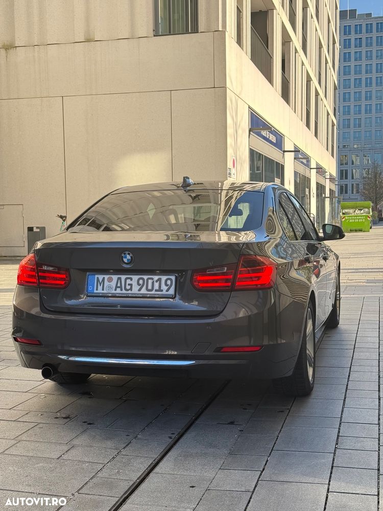 BMW Seria 3 318d Luxury Line - 4