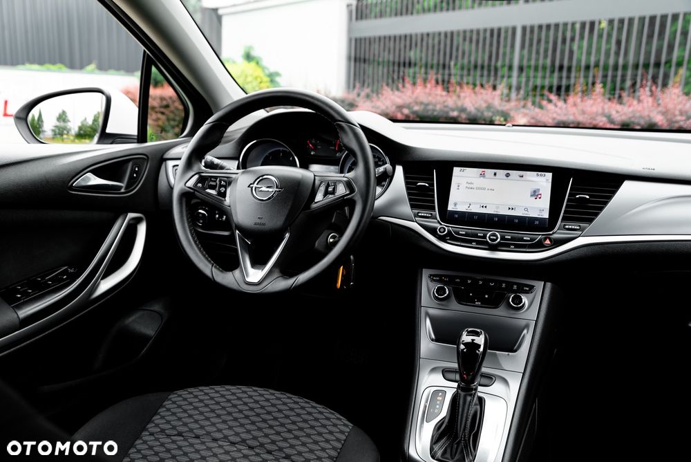 Opel Astra 1.6 D Automatik ON - 25