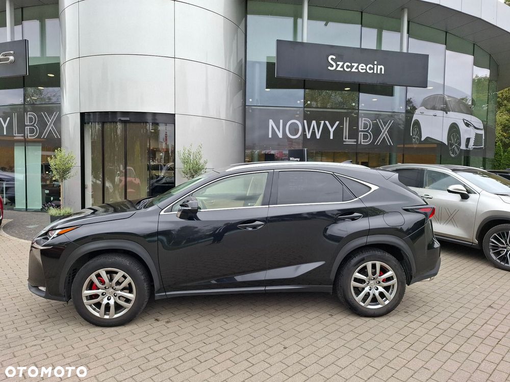Lexus NX 200t Comfort AWD - 2