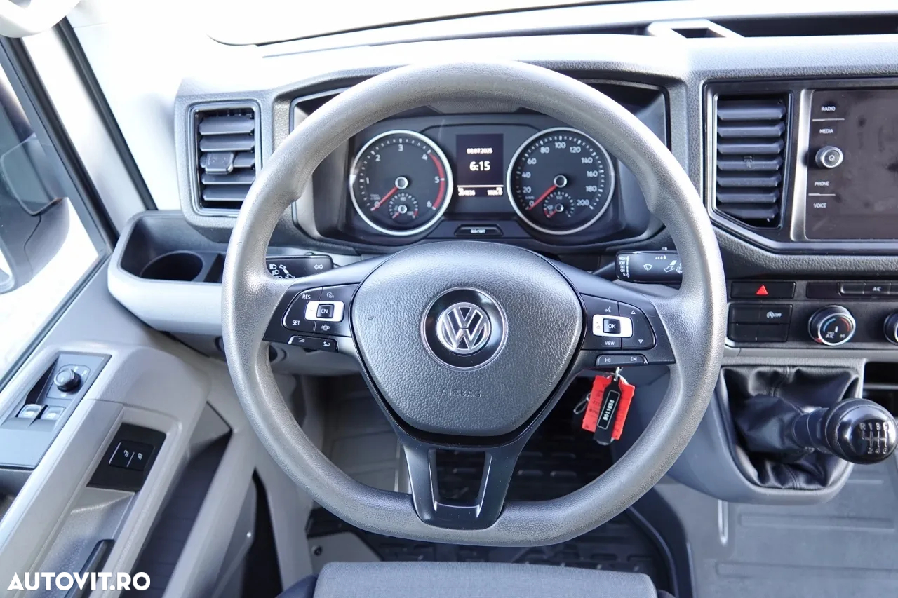 Volkswagen CRAFTER / CREW / TABLĂ / 2020 / Full option / CAROSERIE SCULE / IMPORTAT / CONTRACT POST-SERVICE - 26