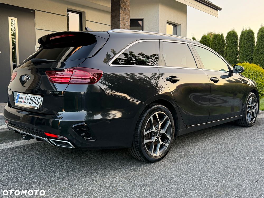 Kia Ceed 1.6 CRDi 136 ISG GT Line - 4