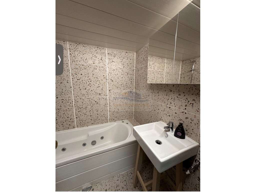 Armazém/Loja com 100 m² para Venda | Damaia, Amadora - Grande imagem: 3/12