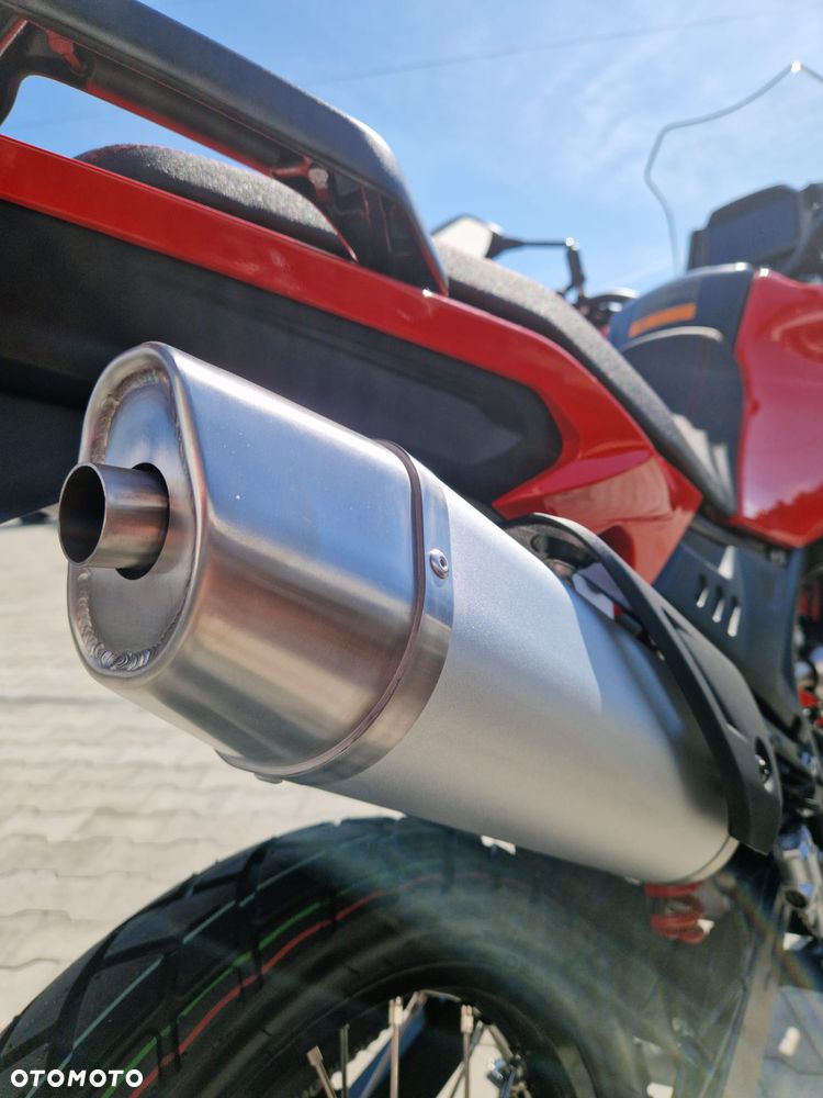 QJMOTOR SRT 125DX - 11