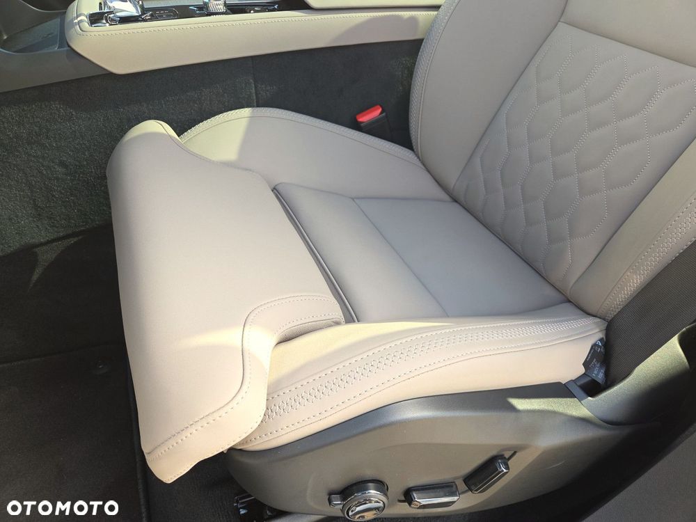 Volvo XC 90 - 24