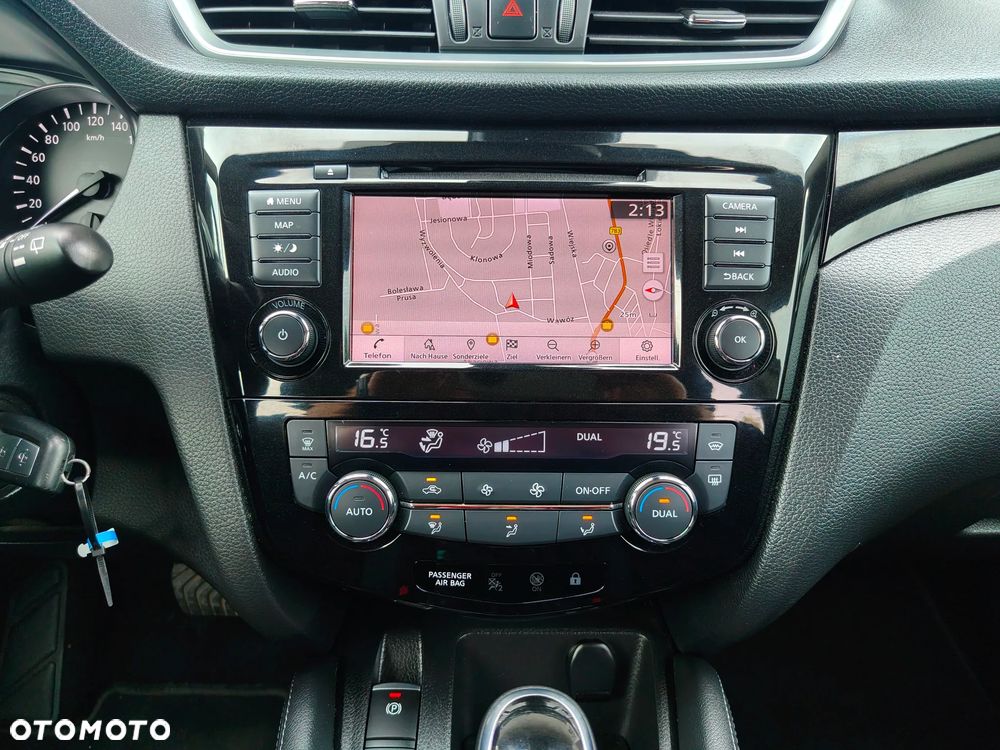 Nissan Qashqai 1.3 DIG-T DCT ACENTA - 32