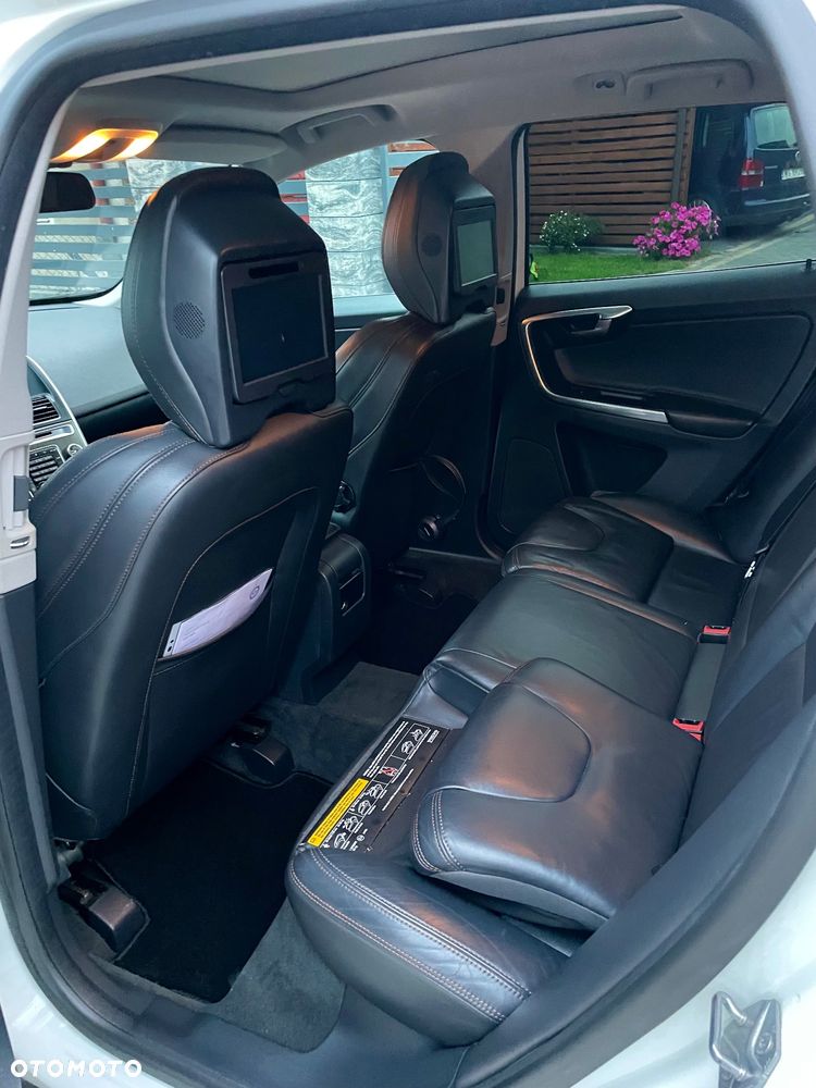 Volvo XC 60 D5 AWD Summum - 16