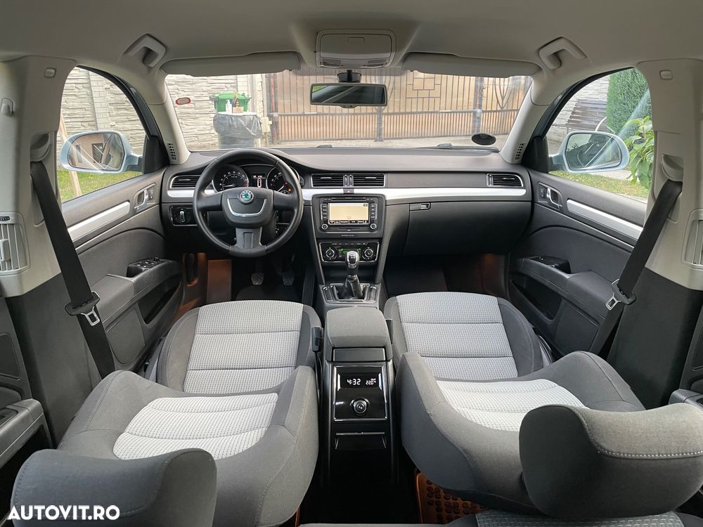 Skoda Superb - 25