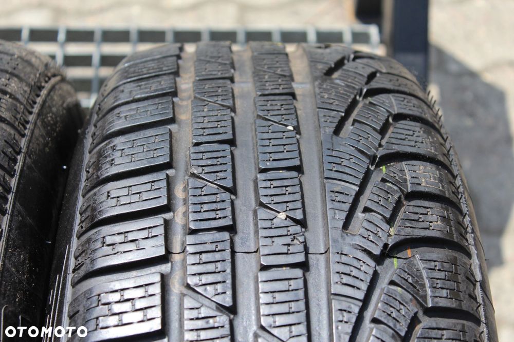 4x 205/65r17 pirelli sottozero winter 210 serie ii * 96h 6,5mm - 4