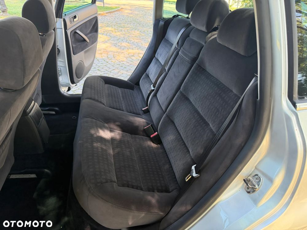 Volkswagen Passat 1.9 TDI - 30