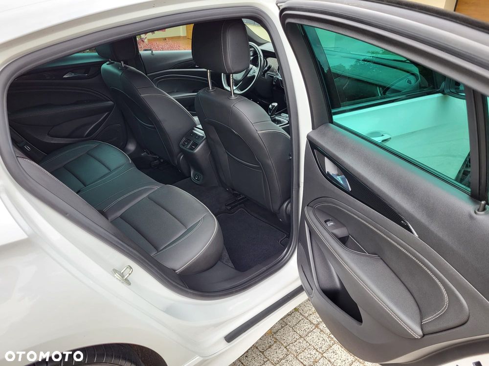 Opel Insignia 1.5 ECOTEC Direct Inj Turbo Business Innovation - 16