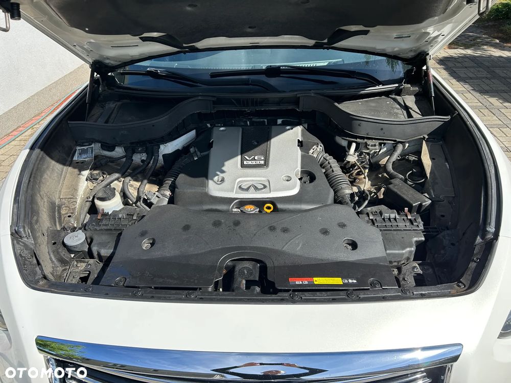 Infiniti QX70 3.7 AWD S Premium - 27