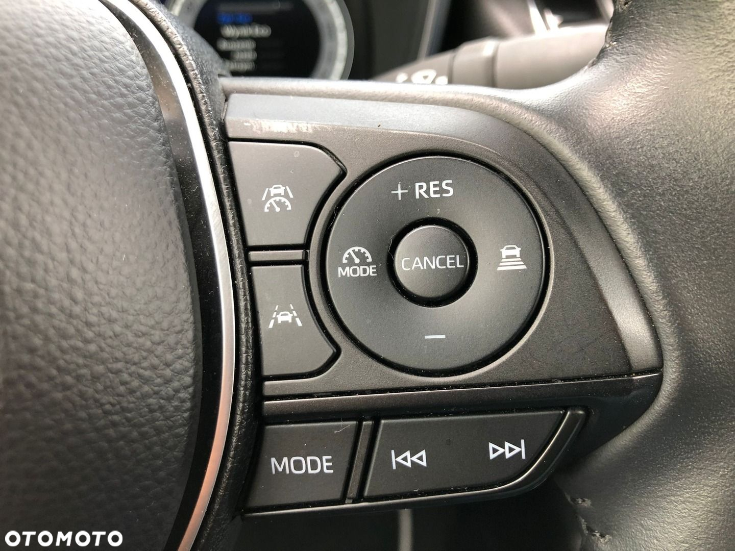 Toyota Corolla - 27