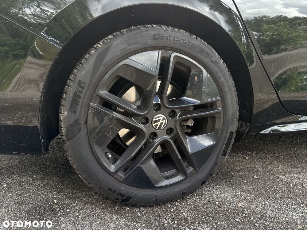 Volkswagen Passat Variant 2.0 TSI R-Line Plus DSG - 27