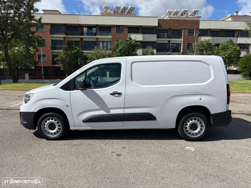 Opel Combo 1.5 CDTi 102cv L2 H1 ENJOY - AC - IVA DEDUTÍVEL - 21