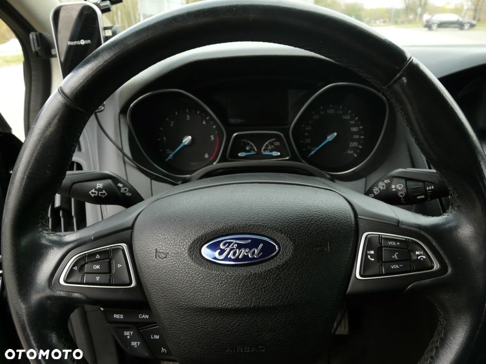 Ford Focus - 12