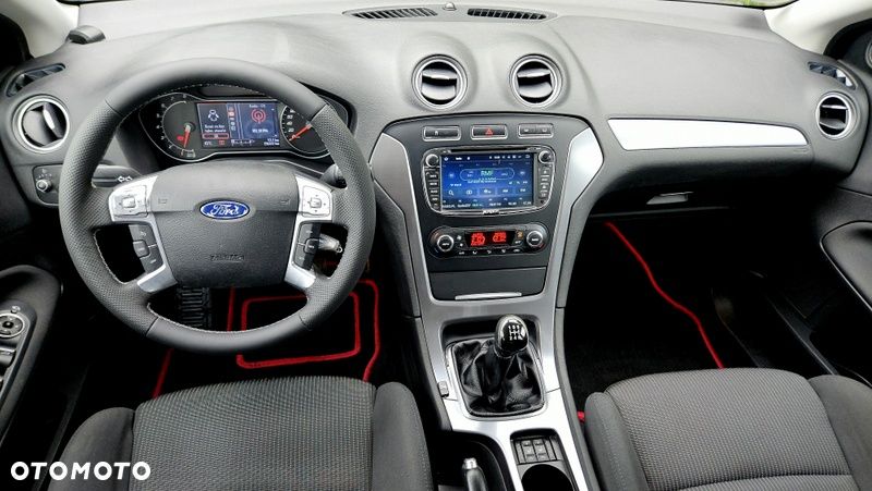 Ford Mondeo 2.0 Ghia - 3