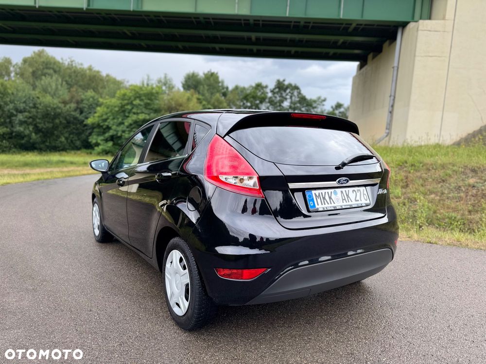 Ford Fiesta 1.25 Champions Edition - 12