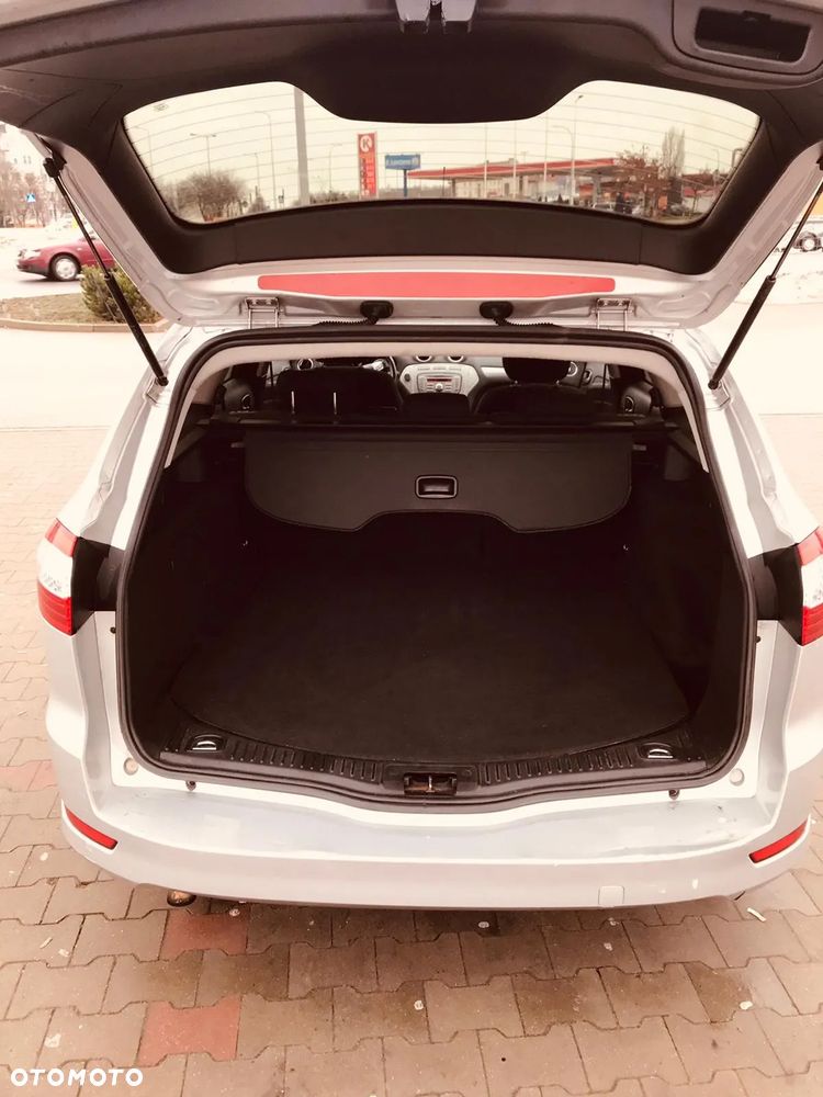 Ford Mondeo Turnier 2.0 TDCi Ambiente - 3