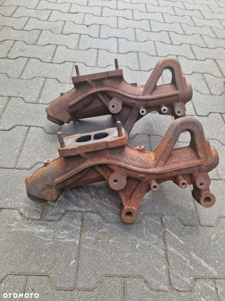 Podstawa Turbosprężarki Mercedes Actros MP2 MP1 MP3 V6 OM501 Kolektor - 1
