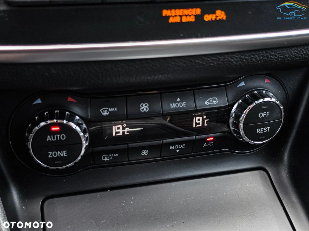 Mercedes-Benz GLA 220 d 4Matic 7G-DCT AMG Line - 36