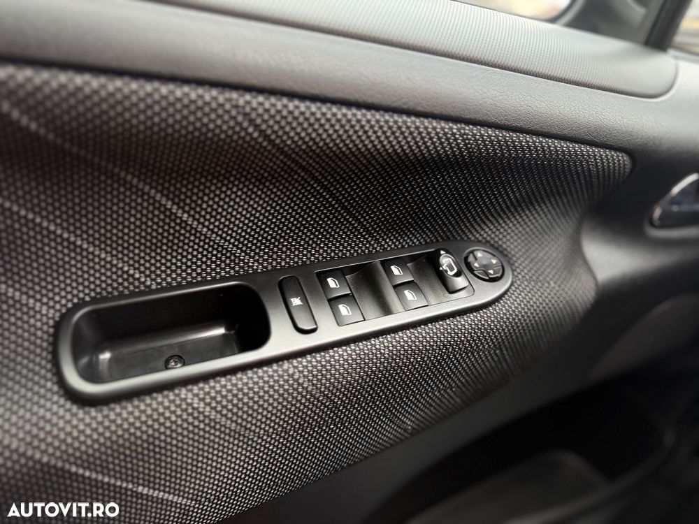 Peugeot 207 95 VTi Sport - 9