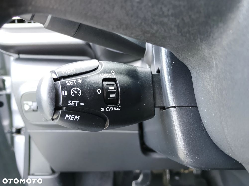 Citroën C3 1.2 PureTech Shine - 27