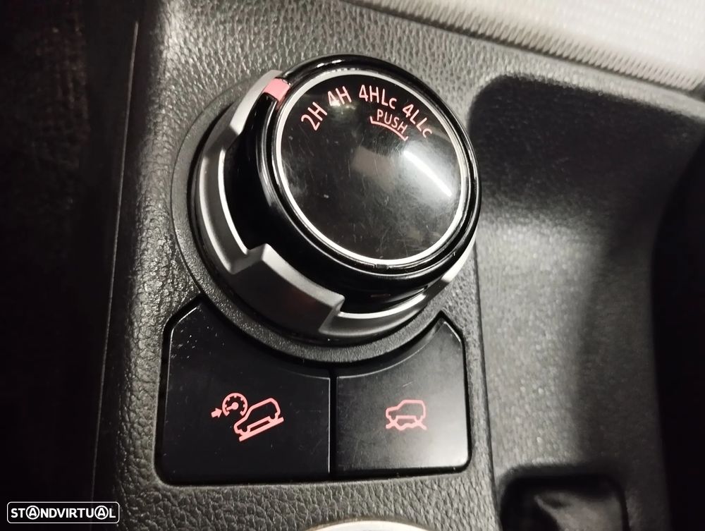 Mitsubishi L200 2.3 DI-D Strakar CD Intense AT 4WD - 38