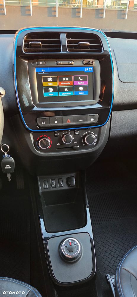 Dacia Spring 27.4kWh Business - 17