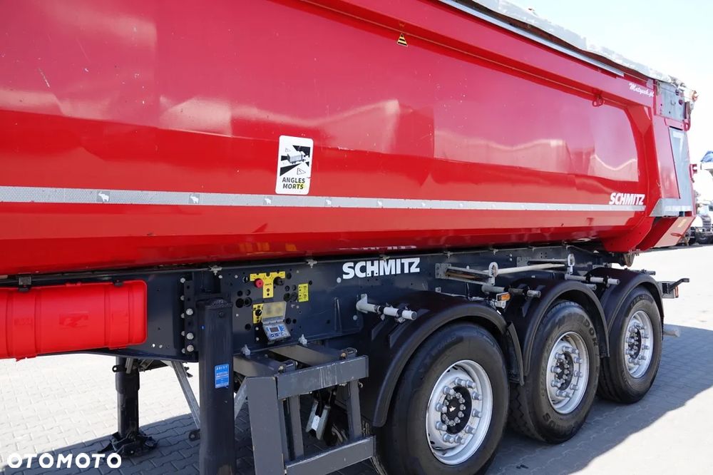 Schmitz Cargobull WYWROTKA / 26 m3 / STALOWA / HYDROKLAPA / OŚ PODNOSZONA / AUTOMATYCZNIE ZSUWANA PLNADEKA / SPROWADZONA - 15