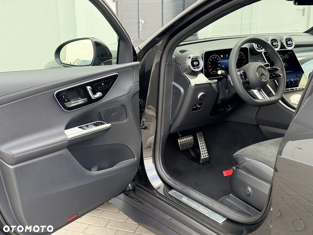 Mercedes-Benz GLC - 17