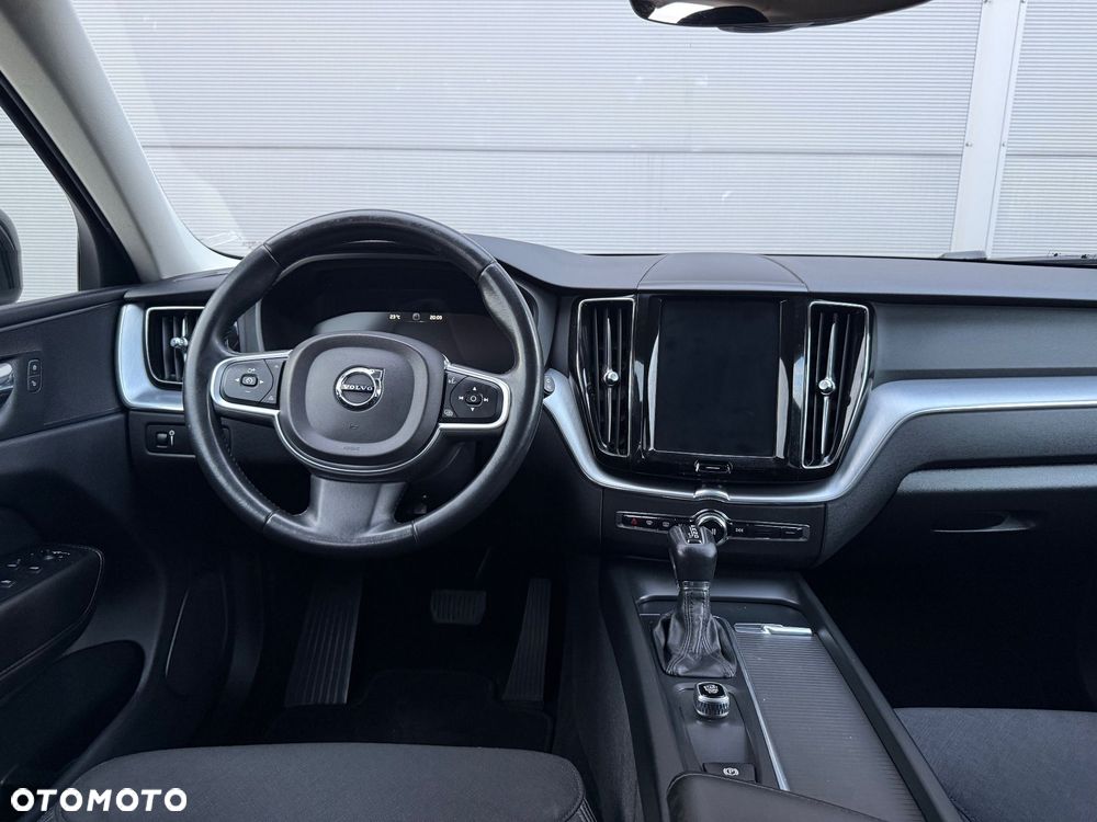 Volvo XC 60 D4 AWD Geartronic Momentum - 22