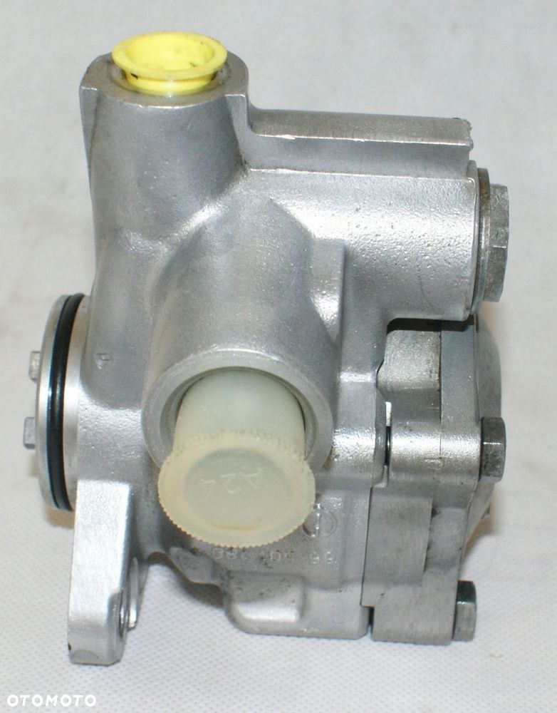 POMPA WSPOMAGANIA IVECO IVECO 7685900103 - 3