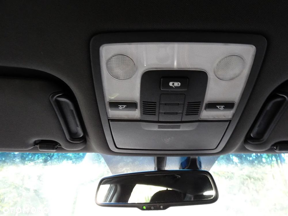 Kia Sportage 2.0 CRDI 4WD Dream-Team Edition - 34