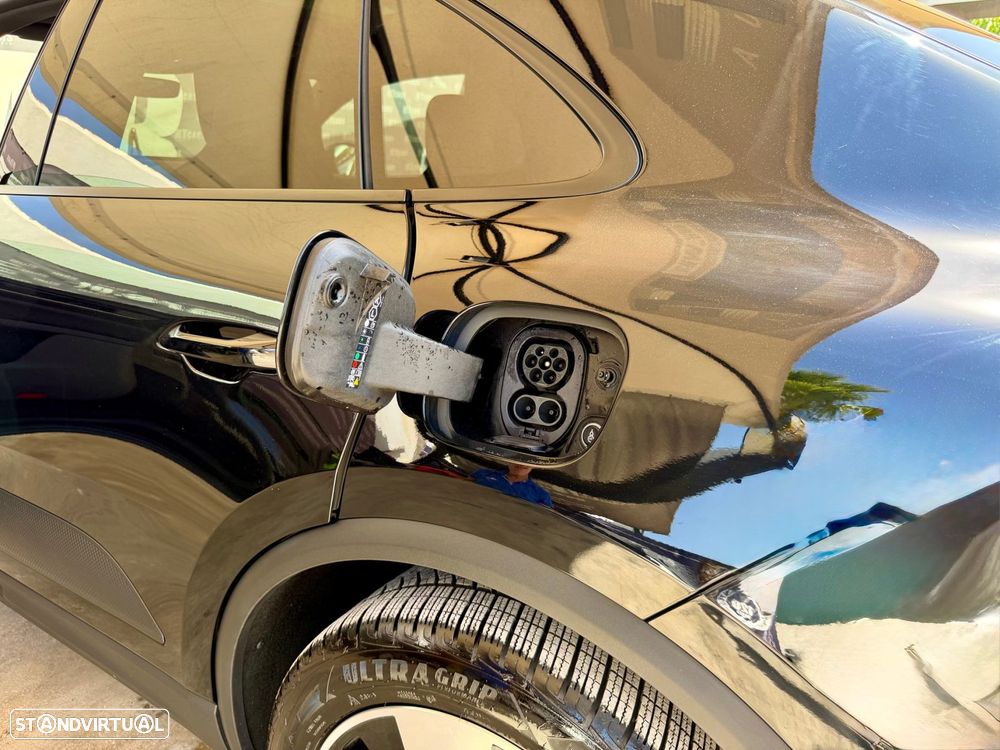 Porsche Macan Electric - 28