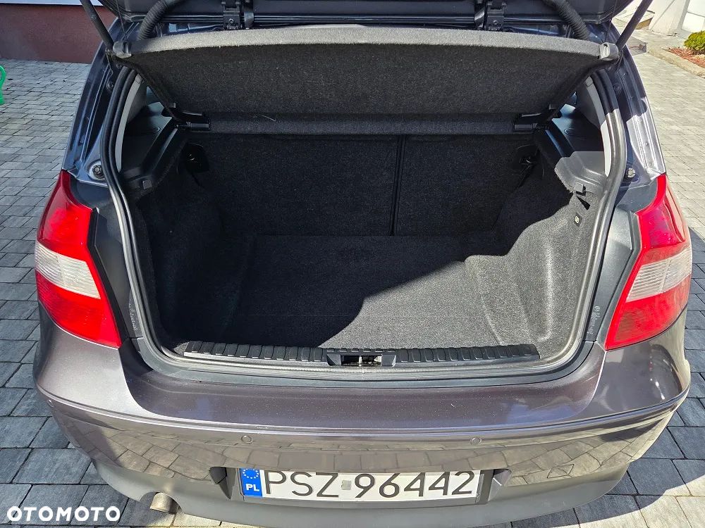 BMW Seria 1 118i - 12