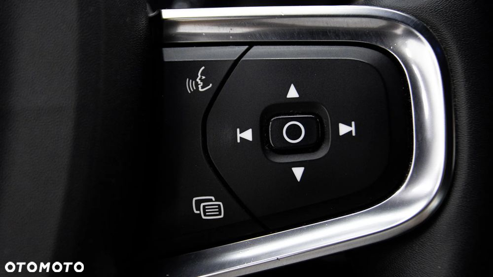 Volvo XC 40 T5 Plug-In Hybrid Core - 22