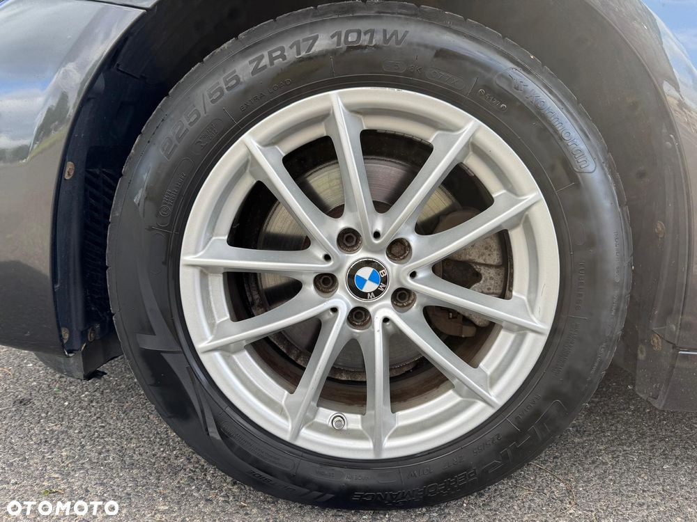BMW Seria 5 520d Luxury Line - 14