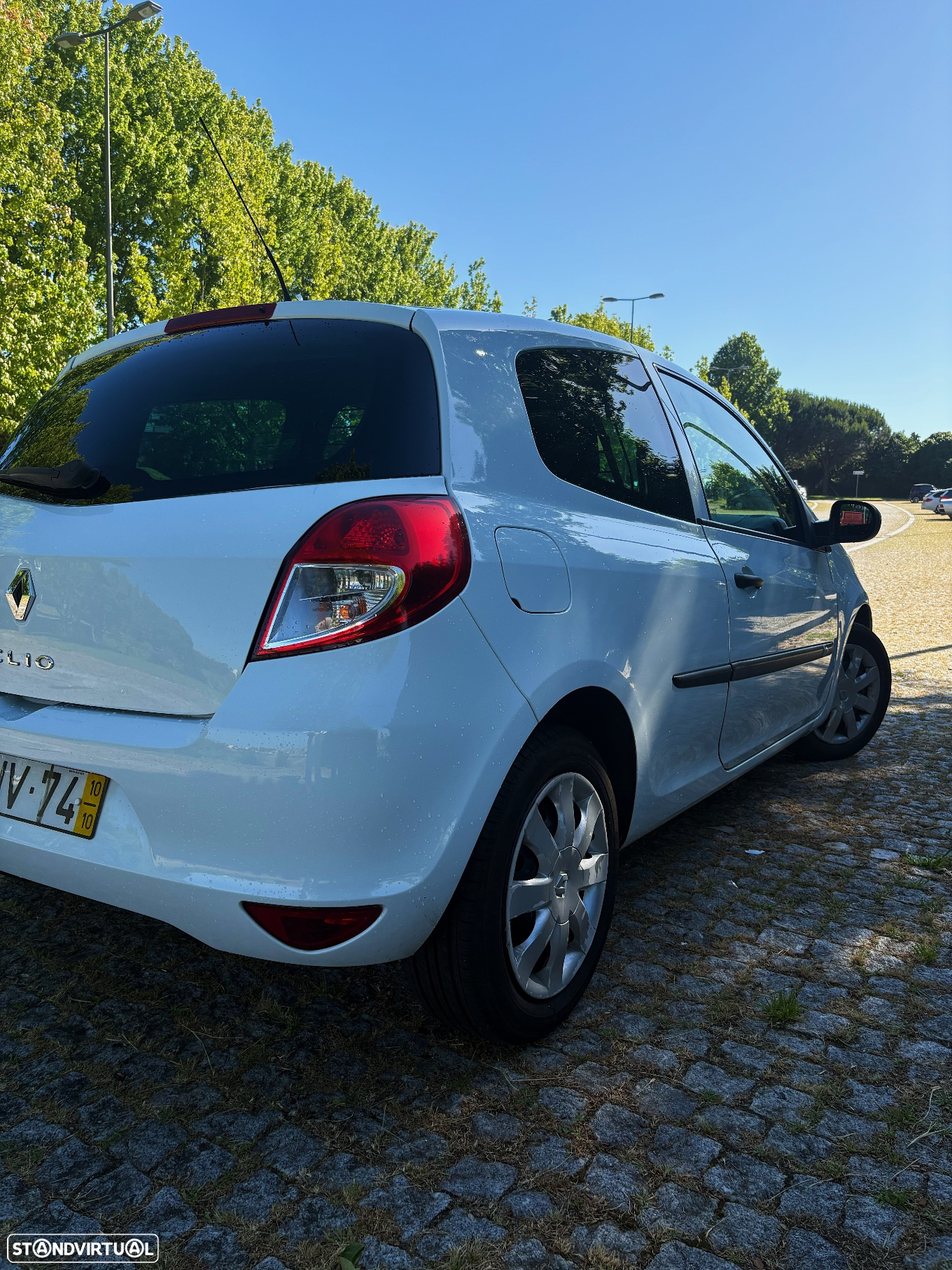 Renault Clio - 2