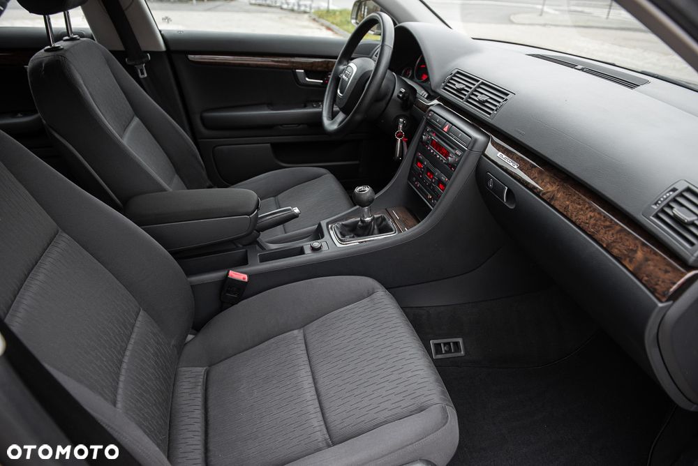 Audi A4 Avant 1.8 T quattro - 21