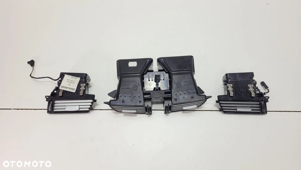 Mercedes W212 Kratka Wlot Nawiew Powietrza KOMPLET - 2