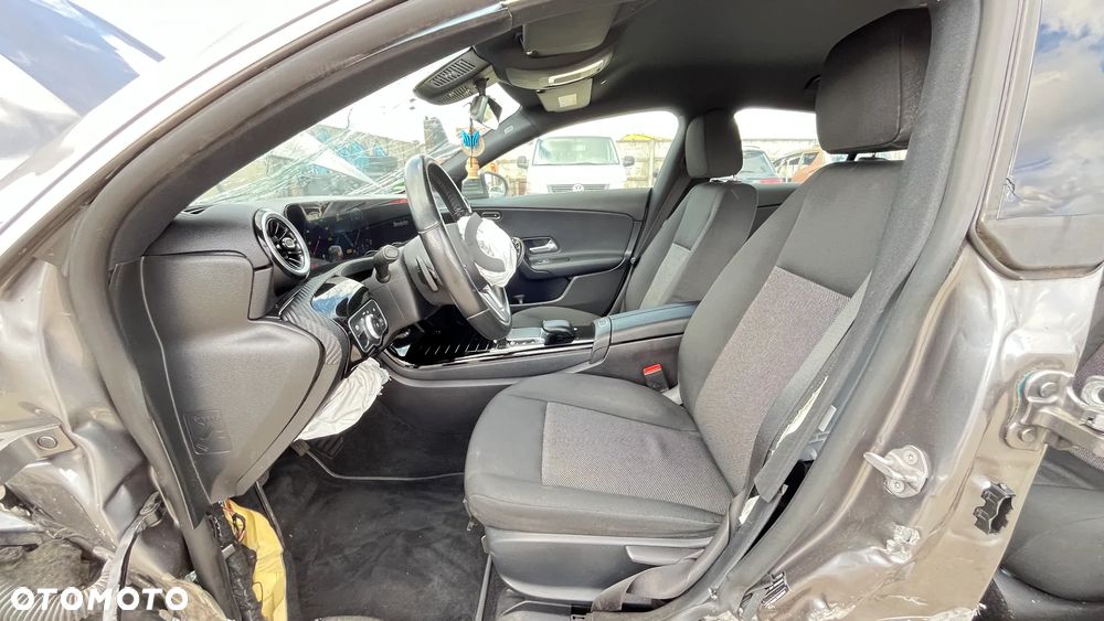 Mercedes-Benz CLA 200 d 8G-DCT Edition 2021 - 10