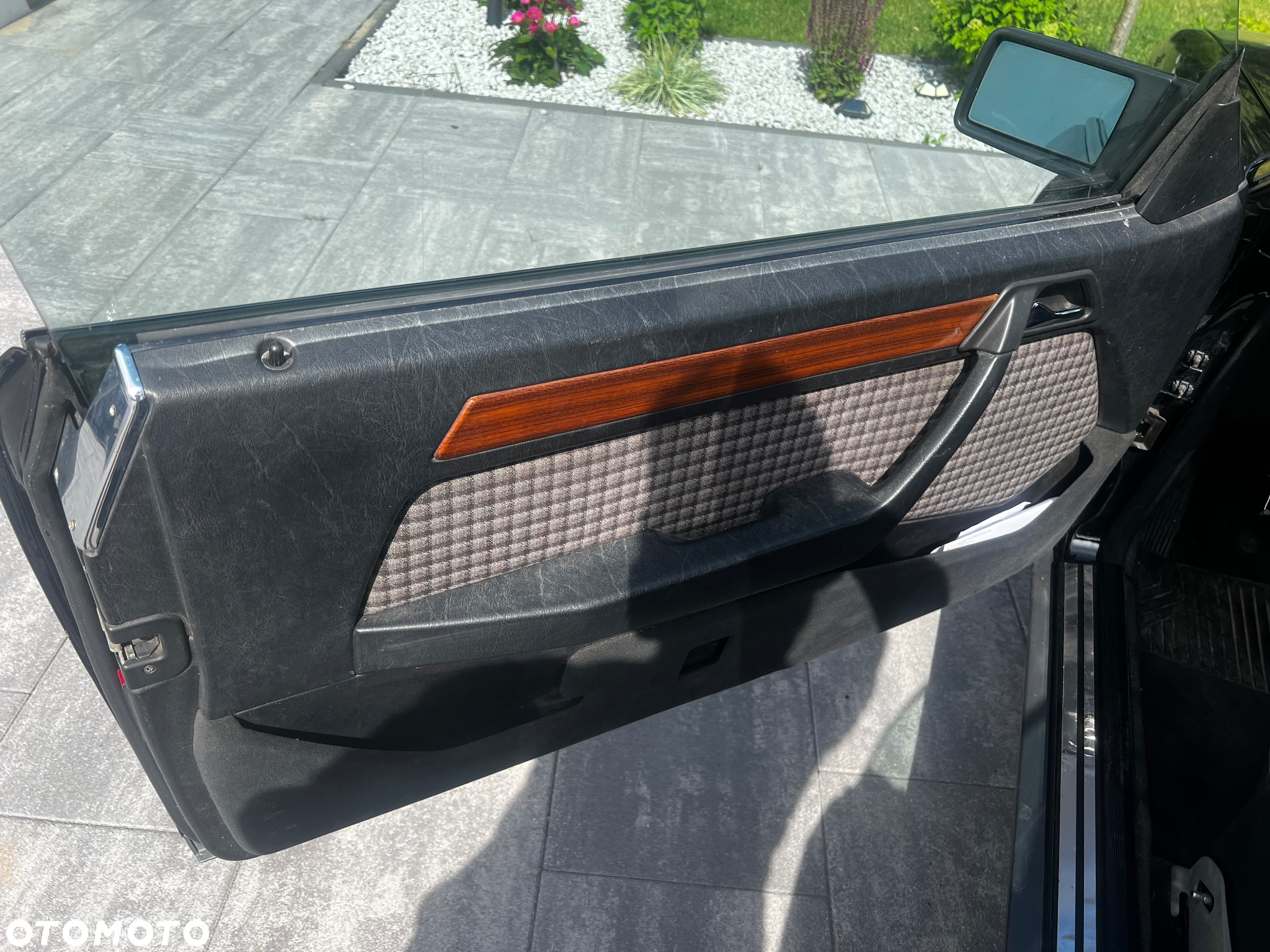 Mercedes-Benz W124 (1984-1993) - 14