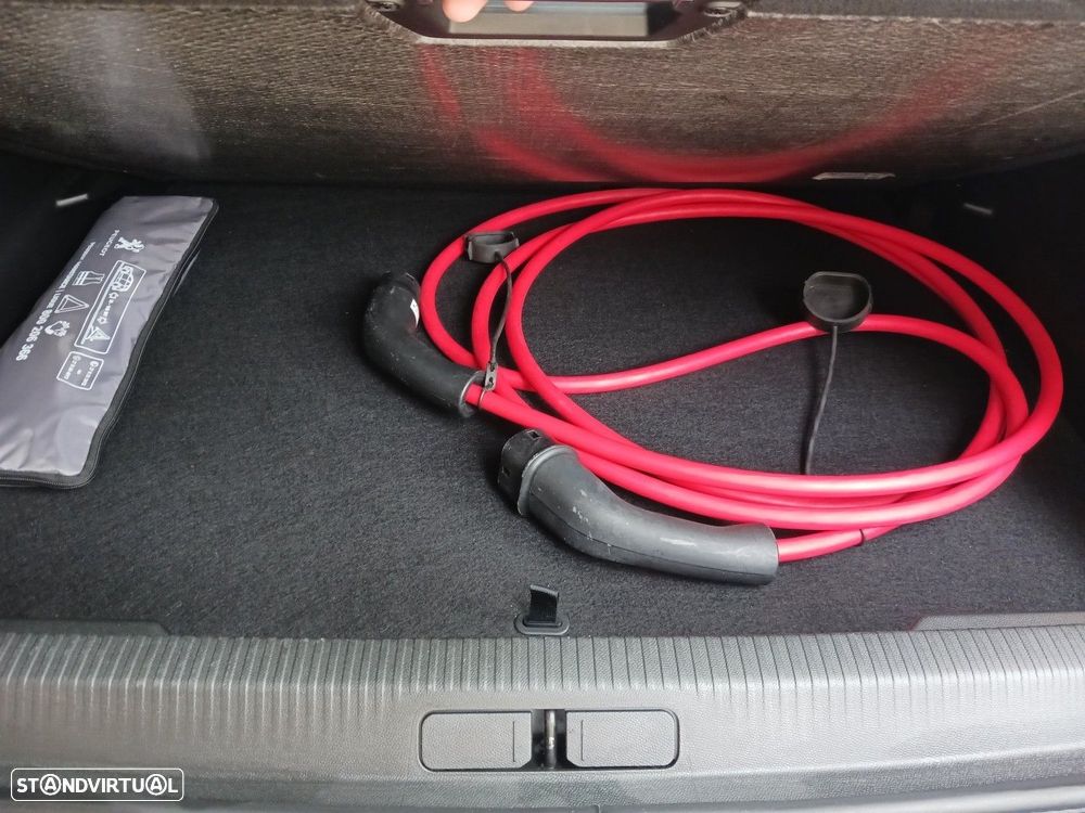 Peugeot e-2008 50 kWh Allure Pack - 34