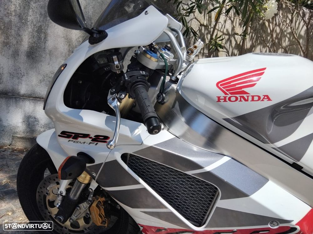 Honda VTR SP02 - 18