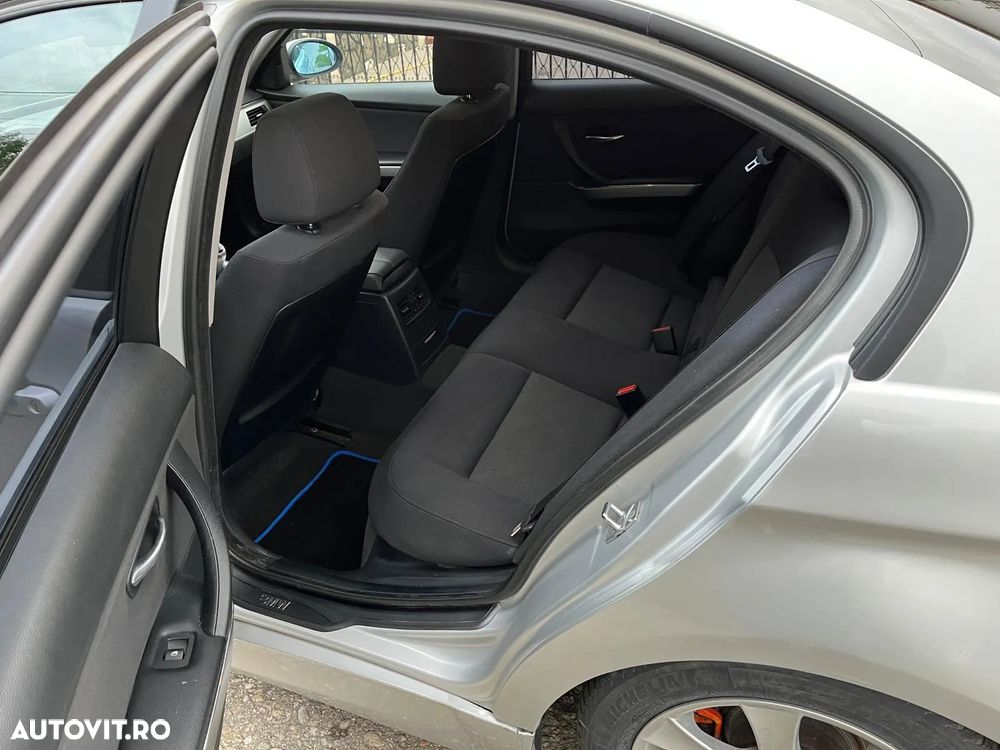 BMW Seria 3 - 8
