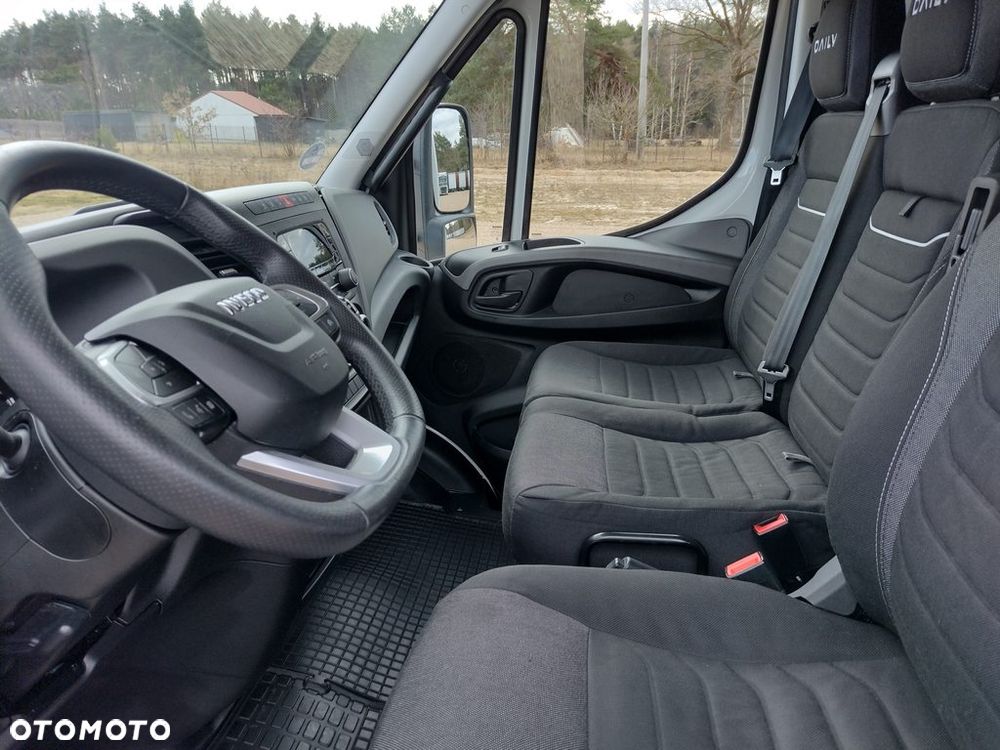 Iveco Daily 50C18 Firana 15 Palet Drzwi DMC 3,5t - 13